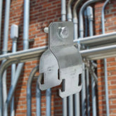 Abrazadera Tipo Riel Argos para Tubo Rígido de 1 pulg, Acero Galvanizado   - imagen 4