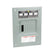 Centro de carga Square D QO816L100F de 8 espacios para empotrar, vista en ángulo