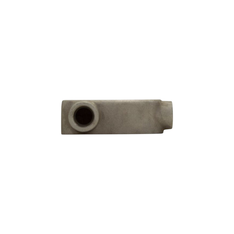 Cuerpo Condulet tipo LL de 1 pulgada marca PEFSA | Productos Eléctricos y Ferreteros, fabricado en aluminio resistente.