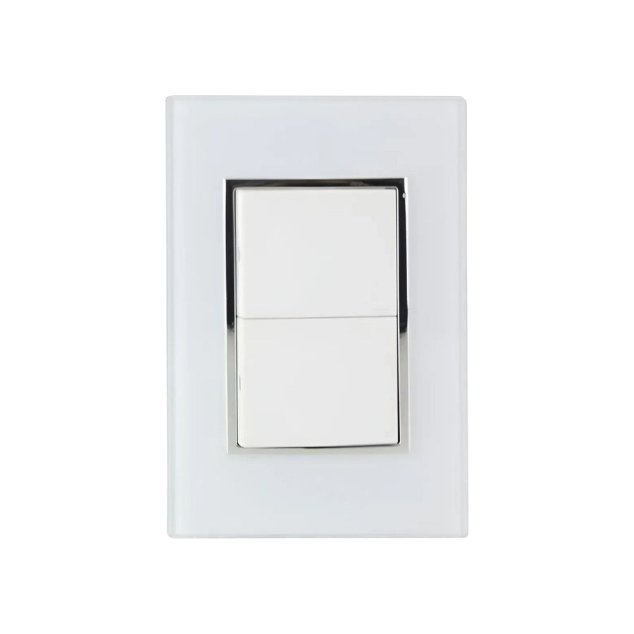 Placa armada PEFSA | Productos Eléctricos y Ferreteros Sanelec Venecia blanca con tres interruptores