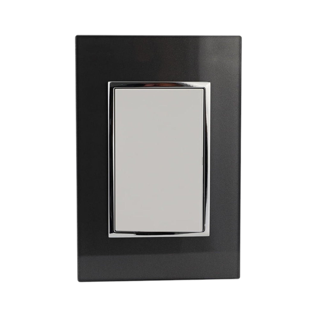 Placa Sanelec Línea Venecia Humo con Apagador Sencillo 127V | SE345363