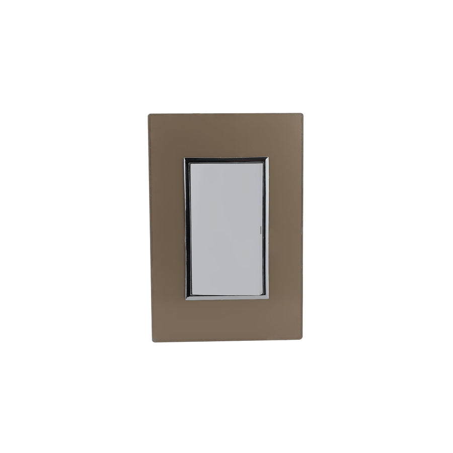 Placa Sanelec Línea Venecia Champagne con Apagador Sencillo 127V | SE345554
