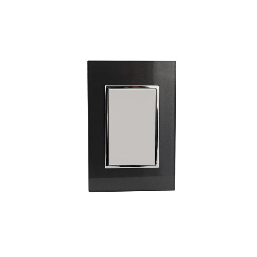 Placa Sanelec Línea Venecia Humo con Apagador Sencillo 127V | SE345363